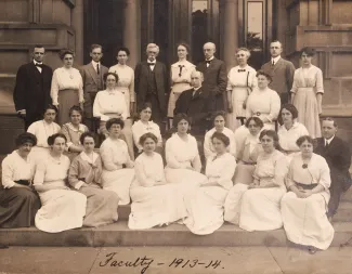 faculty photo from 1913 to 1914 class year